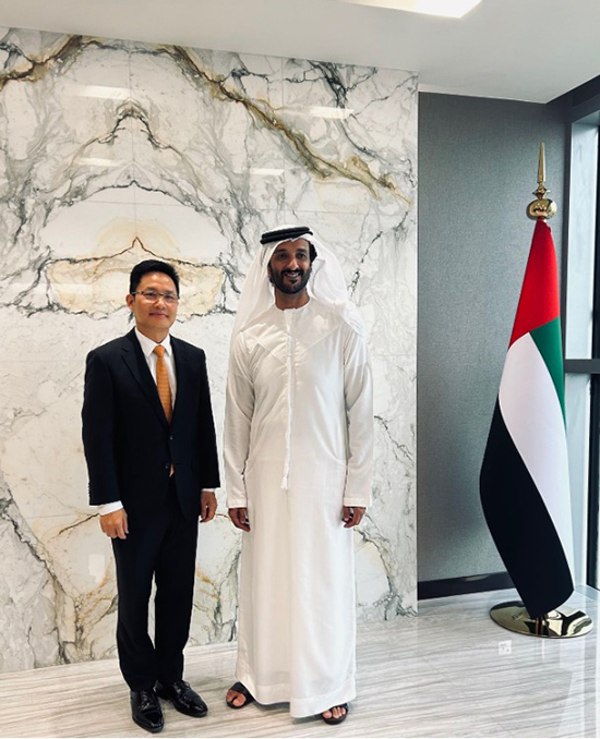天九共享全球CEO戈峻受到阿联酋经济部长接见，双方就企业创新发展达成合作意向