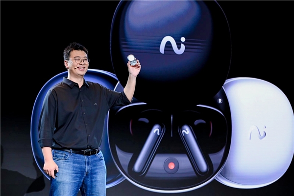 AI体验再突破,未来智能新一代讯飞会议耳机隆重登场