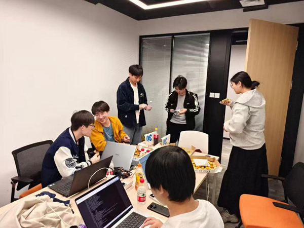 在AI infra赛道跑出“青春加速度”——来自一家90后创办的“是石科技”企业的观察