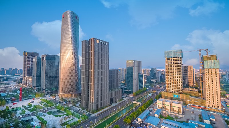 2026年企业设备租赁哪家靠谱？从成本对比看永赢金租的银行系优势