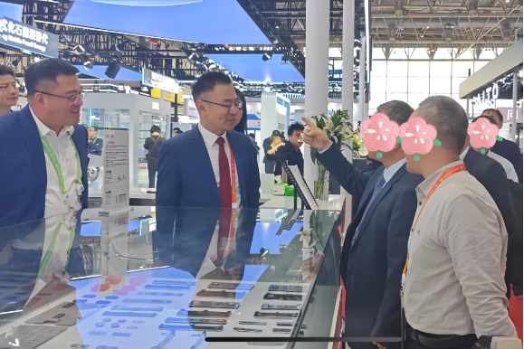 1732678807811207.png 3.png