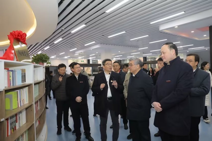 1740562430918869.png image.png