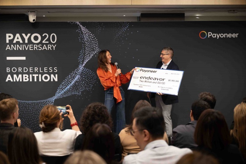 1745901475161657.jpg 33.jpg