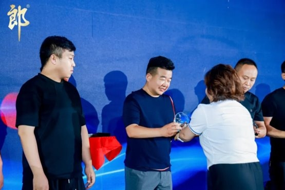 1753348215437394.png image.png