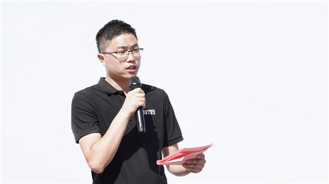 1758805261170563.jpg 3.jpg