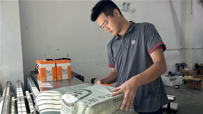 1758805275957194.jpg 5.jpg