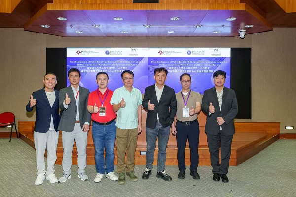 1764895332129996.jpg 活动合影3.jpg